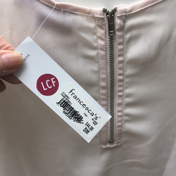 Really cute blouse top!! - Picture 4 of 5